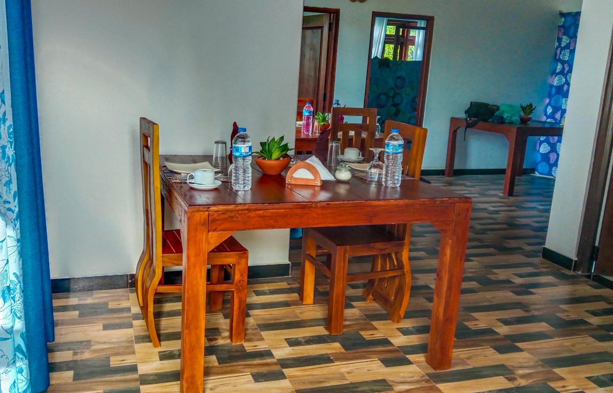 Dew Ashi Homestay Sigiriya Esterno foto