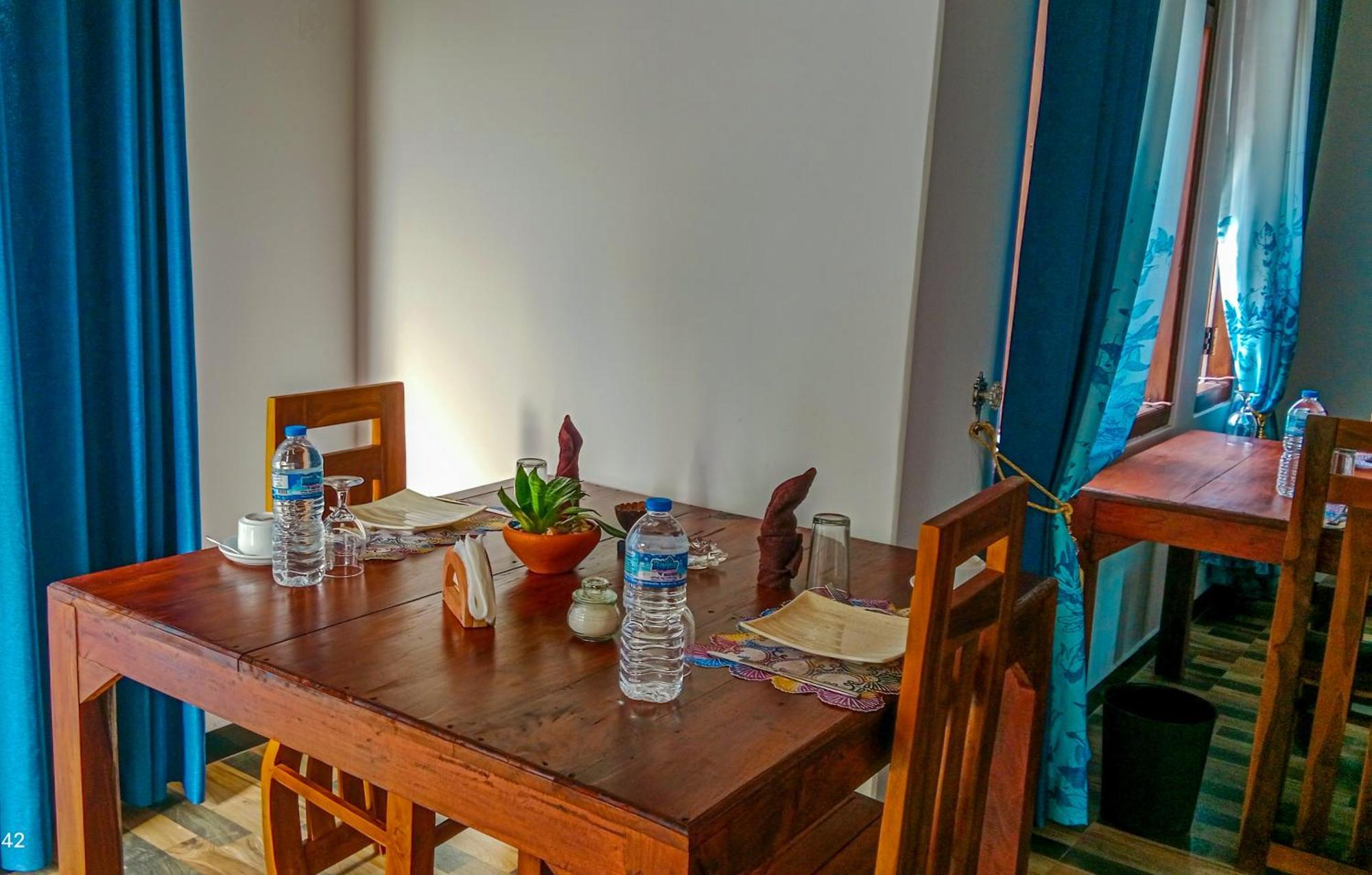 Dew Ashi Homestay Sigiriya Esterno foto