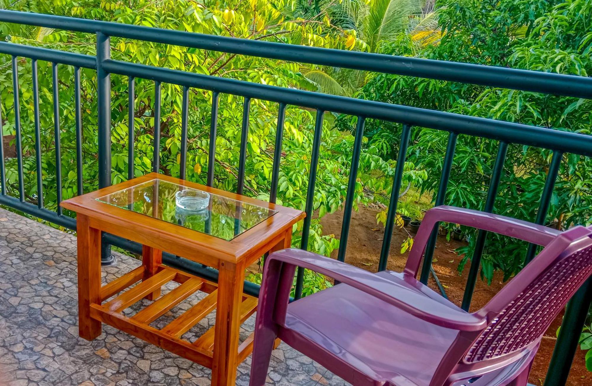 Dew Ashi Homestay Sigiriya Esterno foto